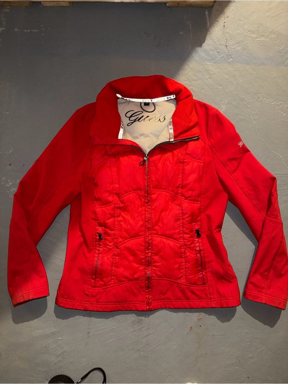 GUESS Women's Red Lightweight Puffer Zip-Up Jacket